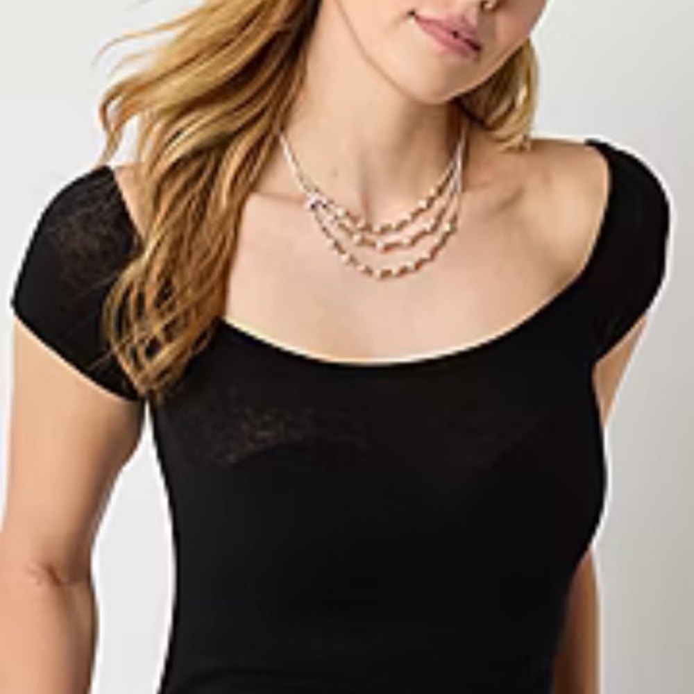 Black crop top